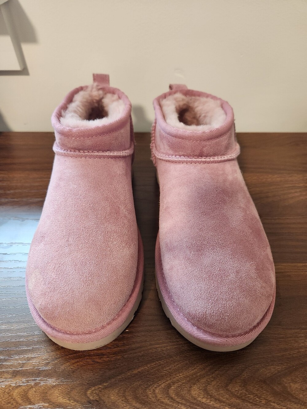 UGG Classic Ultra Mini Boots In Dusty Orchid Size 7 - Picture 2 of 14